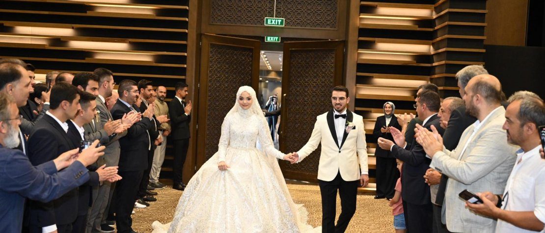 Ali Necati Altay Ve Aydan Meram’ın Mutlu Günü