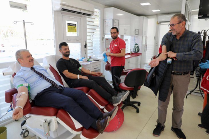 Valimiz İbrahim Akın
