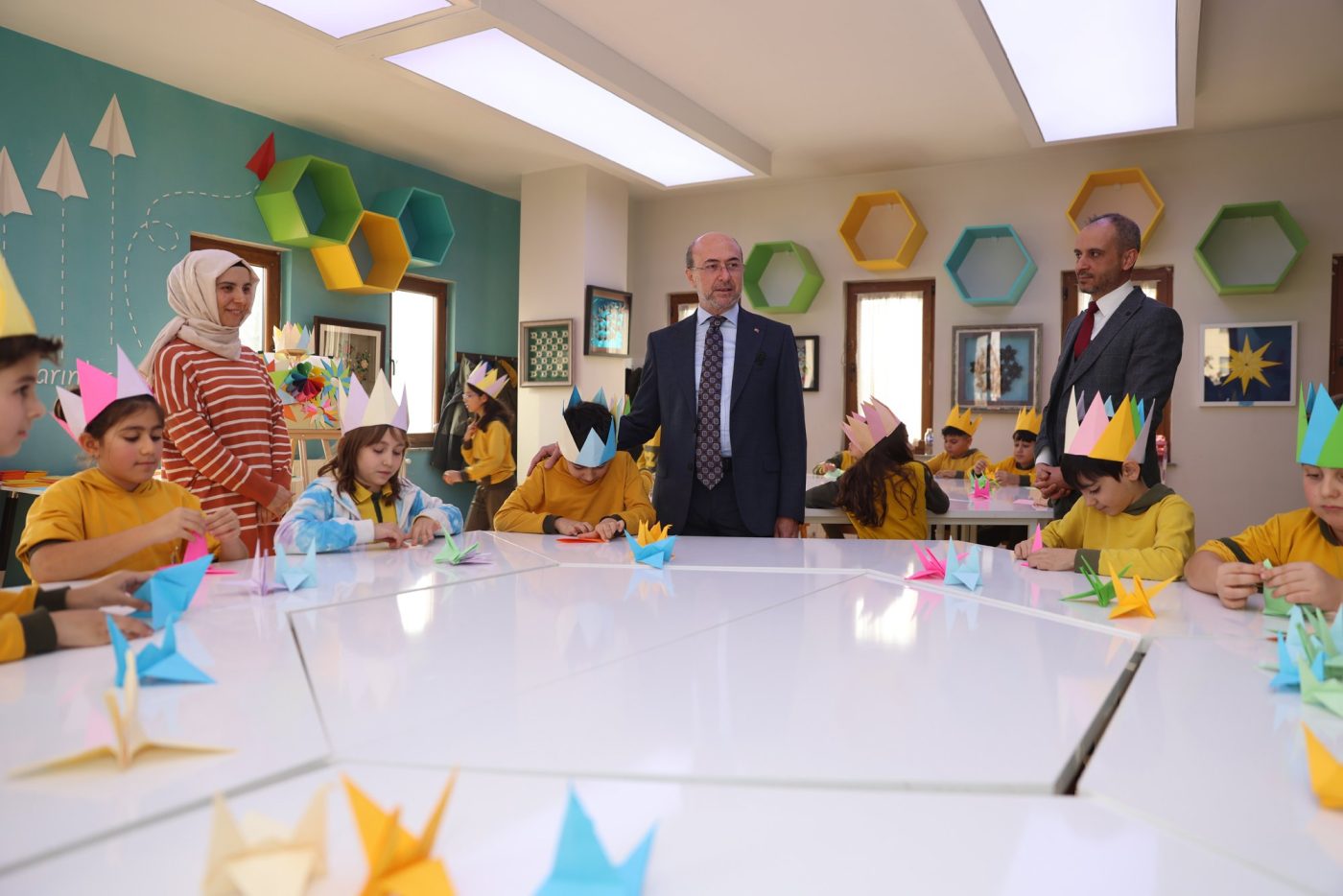 Nesillerin Geleceğini İnşa Ediyor