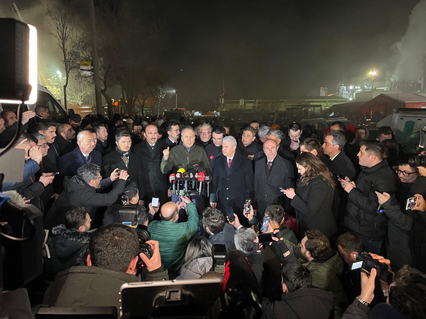 Başkan Altay Arama Kurtarma Çalışmasına Katılan Tüm Ekiplere Teşekkür Etti