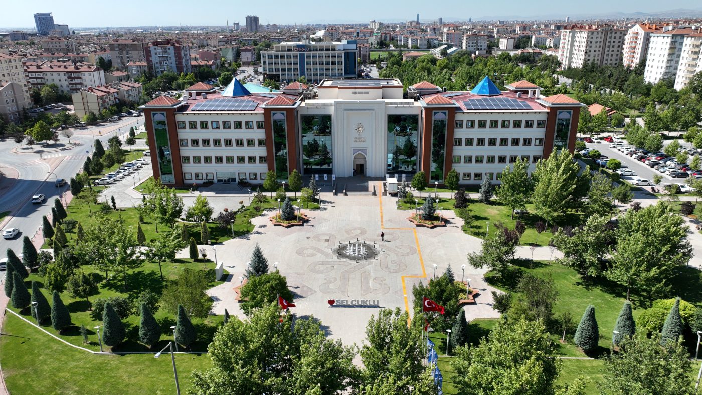 Selçuklu 700 bin 358 nüfusu ile