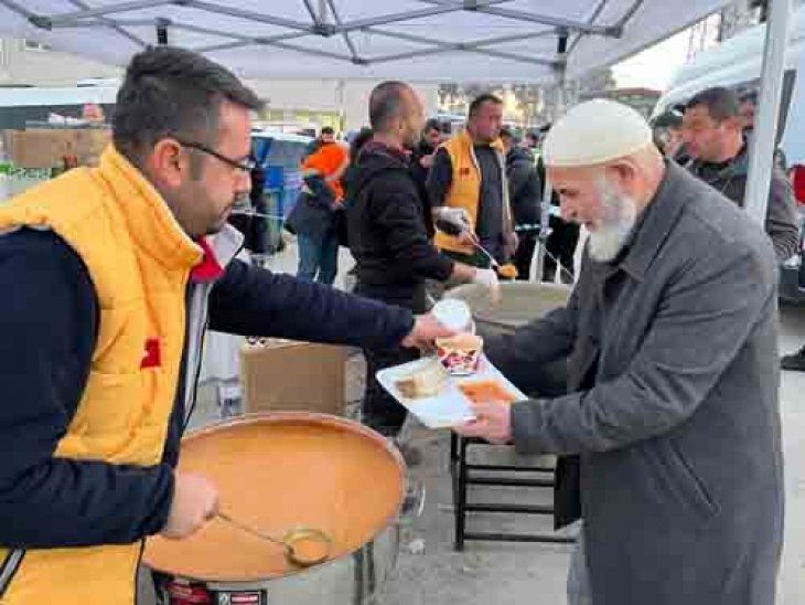 85 Milyonun Yüreğini Enkaz Altında Bırakan Acılar