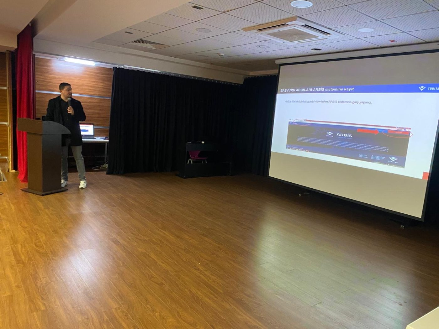 Konya’da 33. Bilim olimpiyatları seminerleri başladı