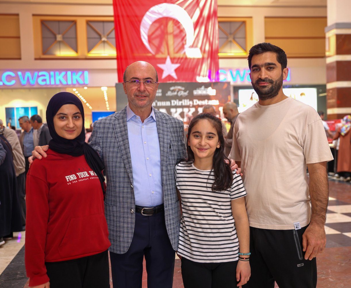 Başkan Pekyatırmacı “Anadolu’nun Diriliş Destanı
Çanakkale” Sergisi’ni Ziyaret Etti