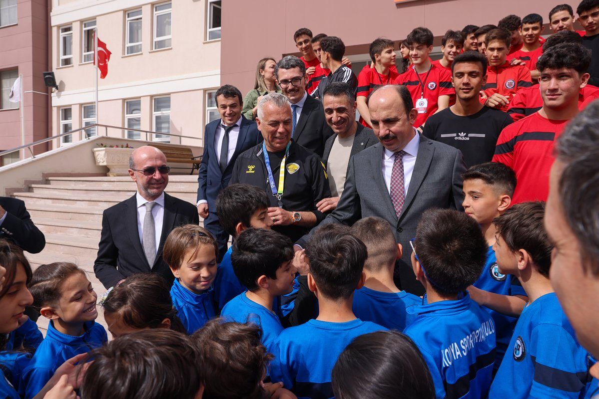 Vali Akın Ve Başkanlar Selçuklu’nun Şehre Değer Katan  Yatırımlarını Yerinde İnceledi