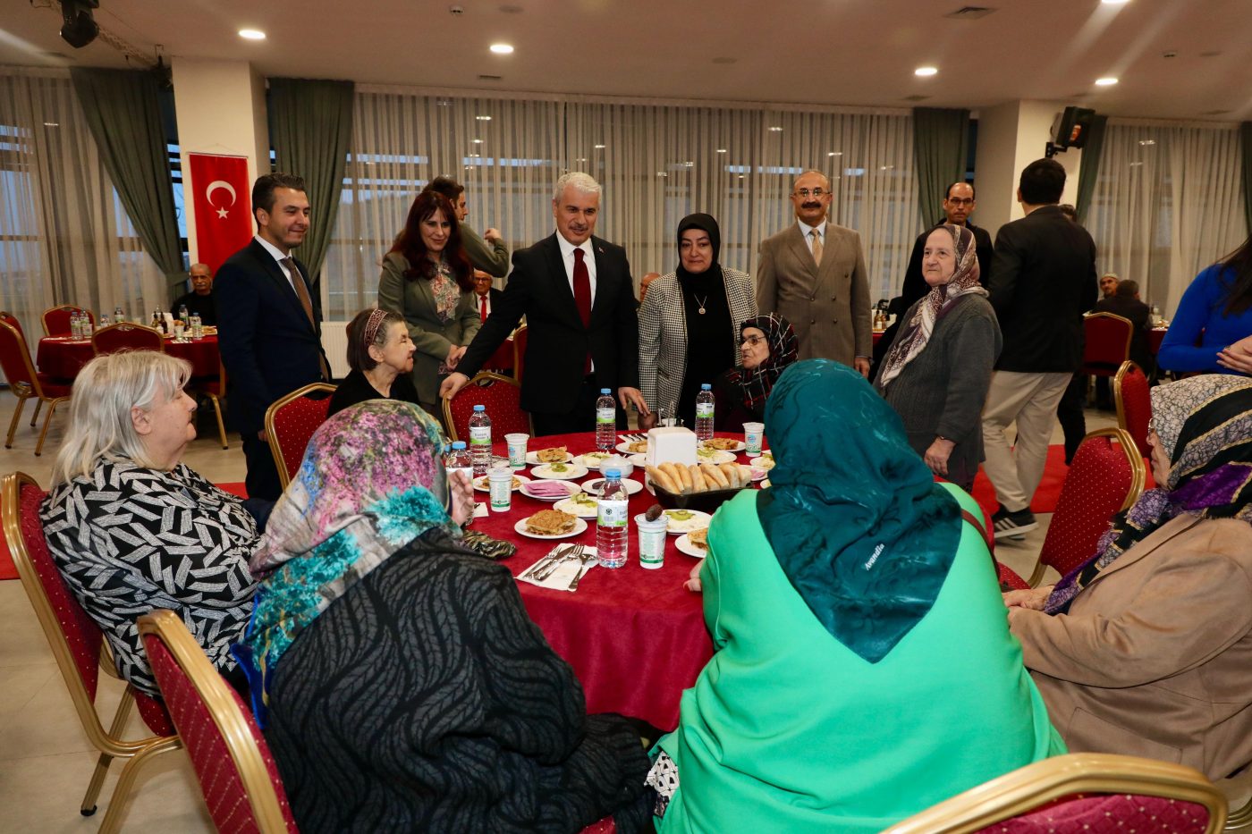 Valimiz İbrahim Akın