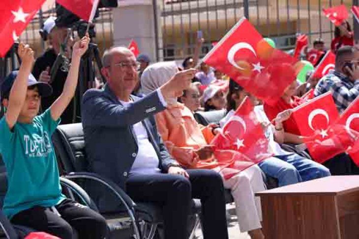 80 Binde Devr-i Alem Parkı'nda 23 Nisan Rüzgarı;
