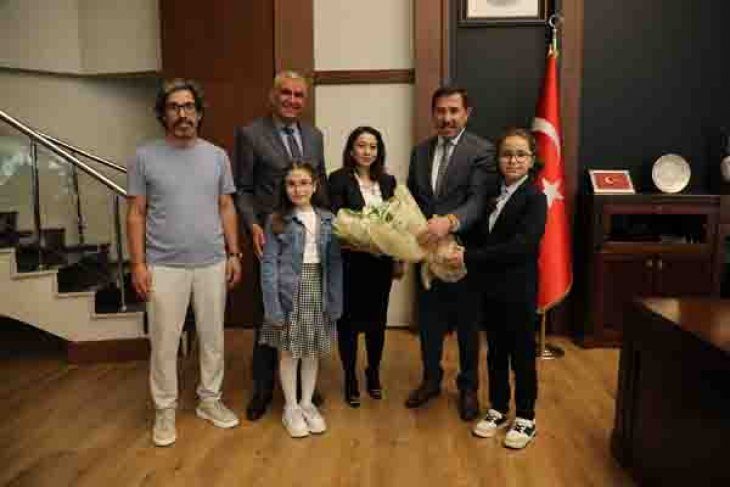 Yusuf Ve Hande’den Temiz Dünya Ve Gazze Çağrısı
