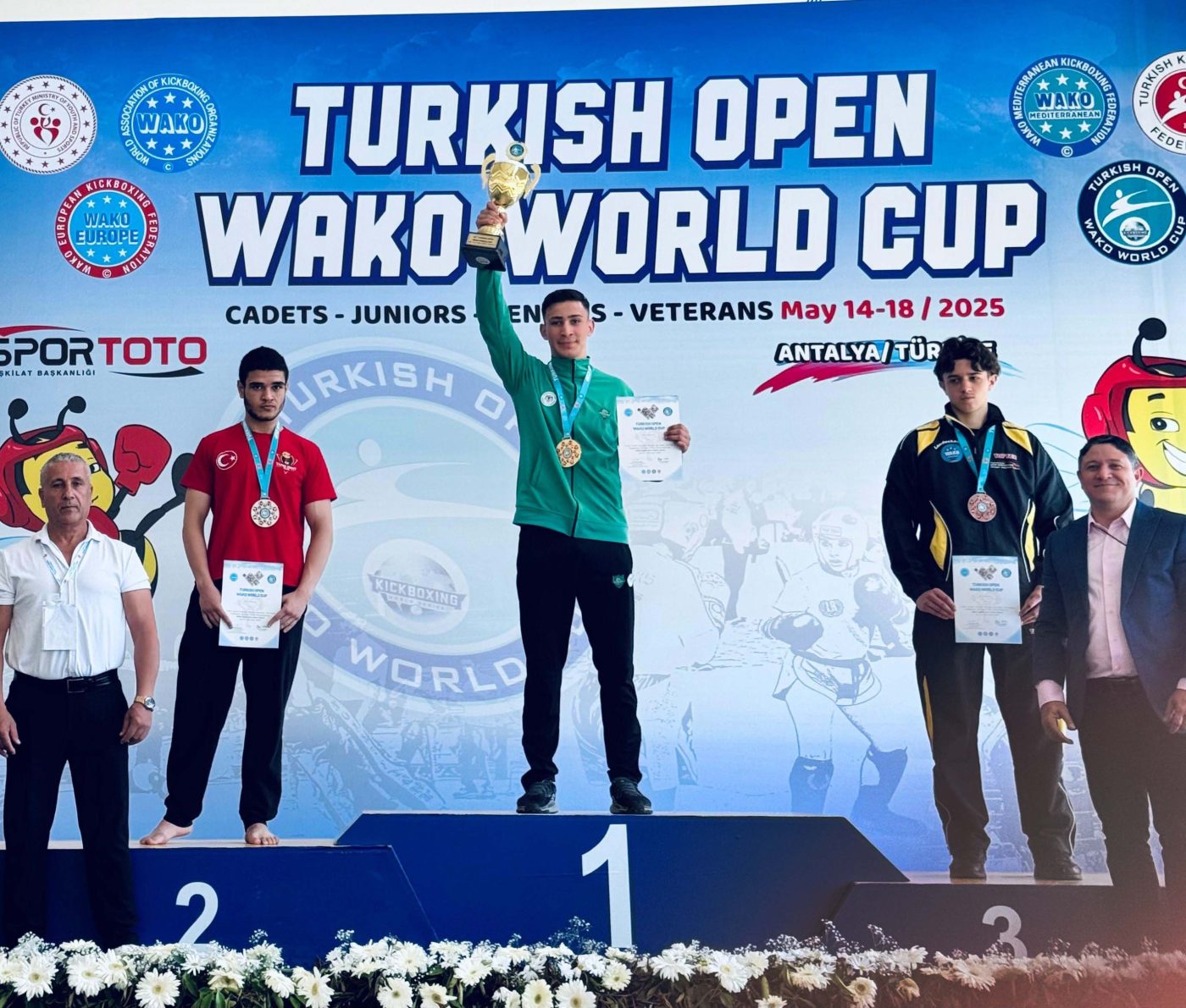 Dünya Kupası'nda 3 Altın, 1 Bronz Madalya