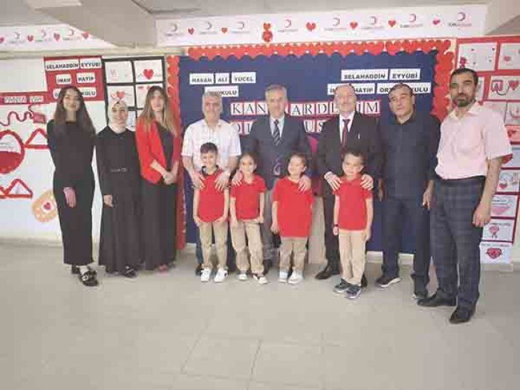 Konya İl Milli Eğitim Müdürü Murat Yiğit Okul Ziyaretinde Bulunarak Kan Bağışı Kampanyasını Yerinde İnceledi