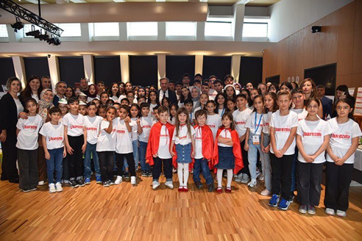 Harezmi Eğitim Modeli Yıl Sonu Öğrenme Yolculuğu Sergisi Açıldı