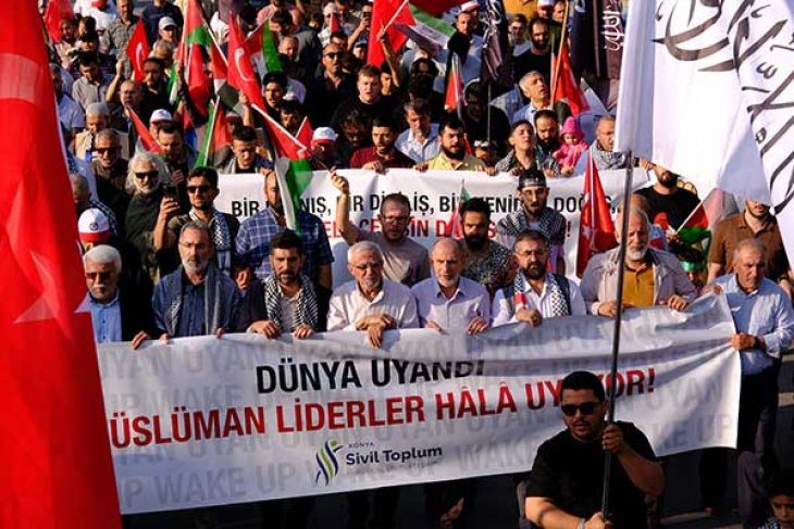 Konya’da Gazze İçin “Küresel Vicdan Yürüyüşü” Düzenlendi
