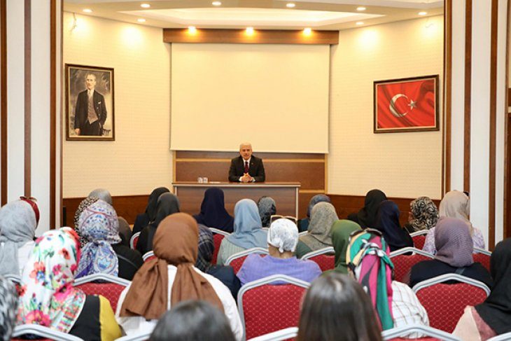 Vali İbrahim Akın, Şehit ve Gazi Aileleriyle Bir Araya Geldi