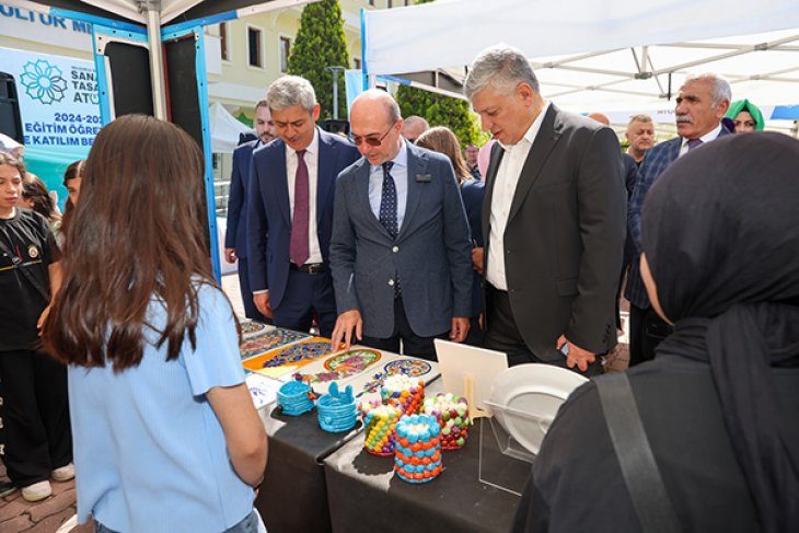 Selçuklu Sanat Tasarım Atölyesi'nden Göz Kamaştıran Yıl Sonu Sergisi