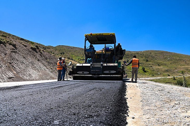 Selçuklu Belediyesi Dış Mahalle Bağlantı Yollarında Konforu Yükseltiyor