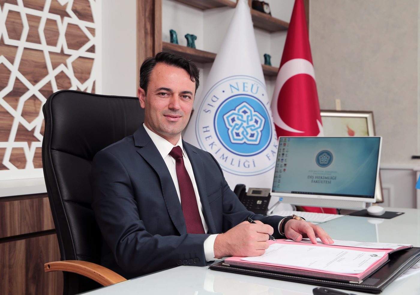 NEÜ Diş Hekimliği Fakültesi Kalitesini Belgeyle Taçlandırdı