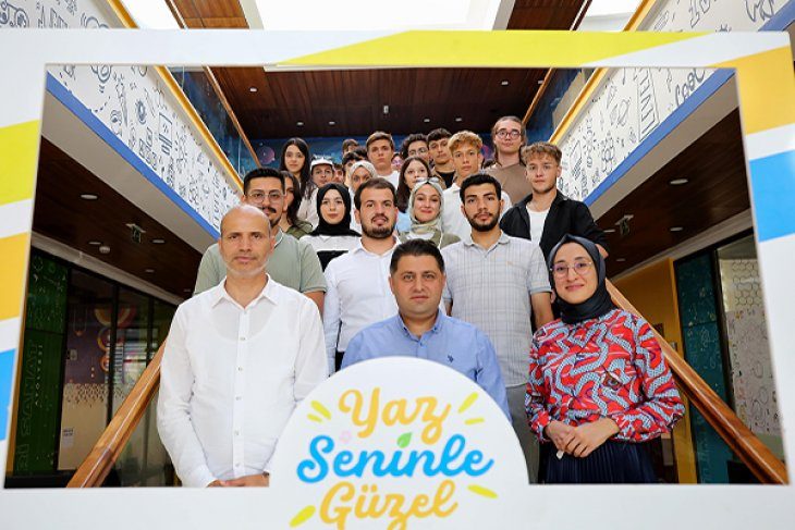 Meram’da Yaz Gençlik Meclisiyle Hem Eğitici Hem Eğlenceli