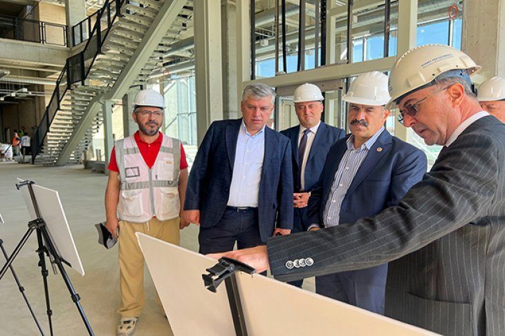 Ak Parti Genel Merkez Yerel Yönetimler Başkan Yardımcısı Cemil Yaman Selçuklu’nun Örnek Yatırımlarını İnceledi