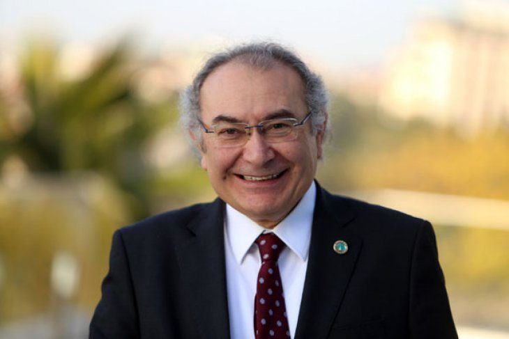 Prof. Dr. Nevzat Tarhan: