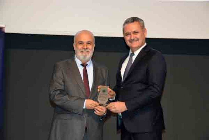 Geleceğin Sağlık Yöneticilerine NEÜ’de Anlamlı Konferans