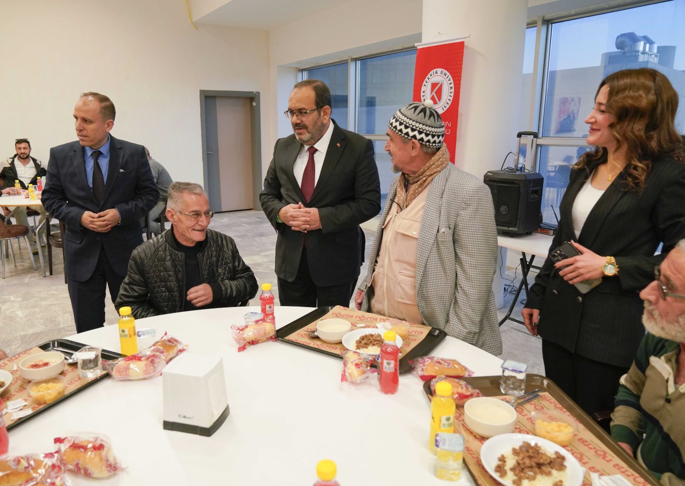 Konya Teknik Üniversitesi’nden Yaşlılara Anlamlı İftar Buluşması