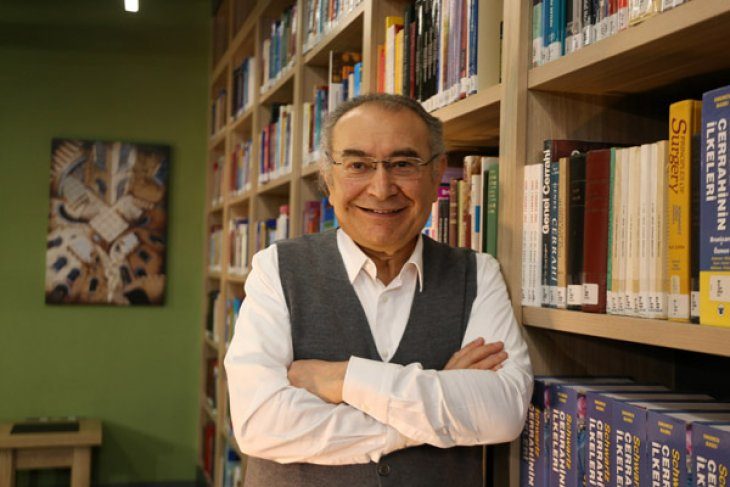 Prof. Dr. Nevzat Tarhan: