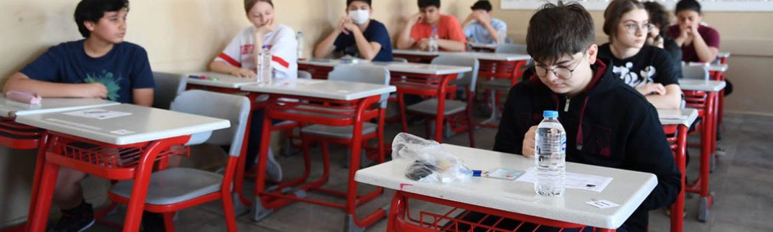 Liselerin Boş Kontenjanları Ve Taban Puanları Açıklandı