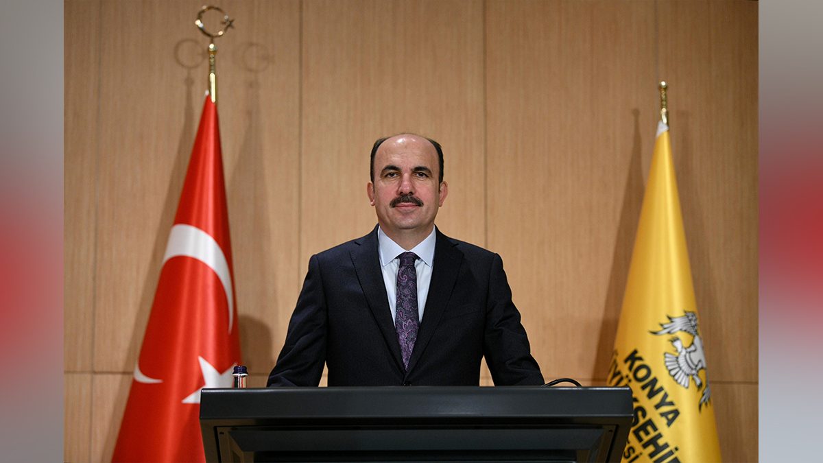 BAŞKAN ALTAY: “MİLLETİMİZİN DERDİYLE DERTLENEN TÜM MUHTARLARIMIZIN 19 EKİM MUHTARLAR GÜNÜ’NÜ KUTLUYORUM”