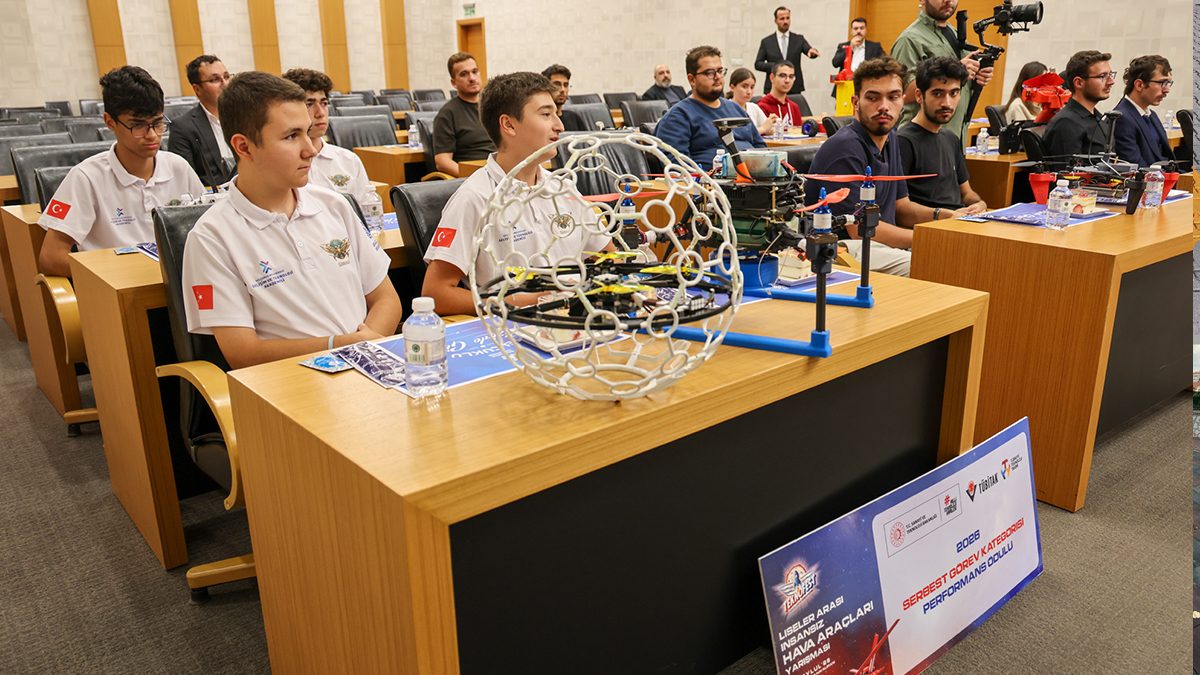 SELÇUKLU’YA TEKNOFEST 2026’DA GURUR YAŞATAN TAKIMLAR BAŞKAN PEKYATIRMACI’YI ZİYARET ETTİ